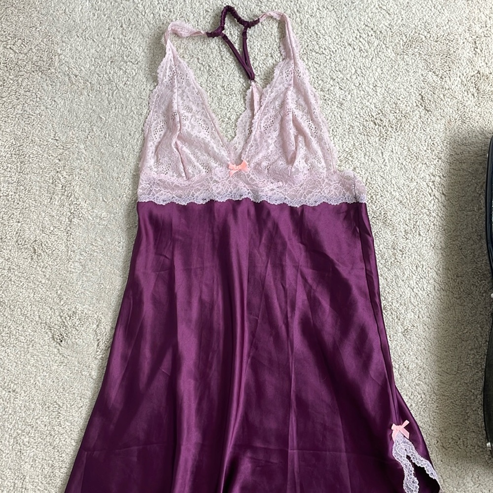 ✨VS Lingerie Slip✨NWOT